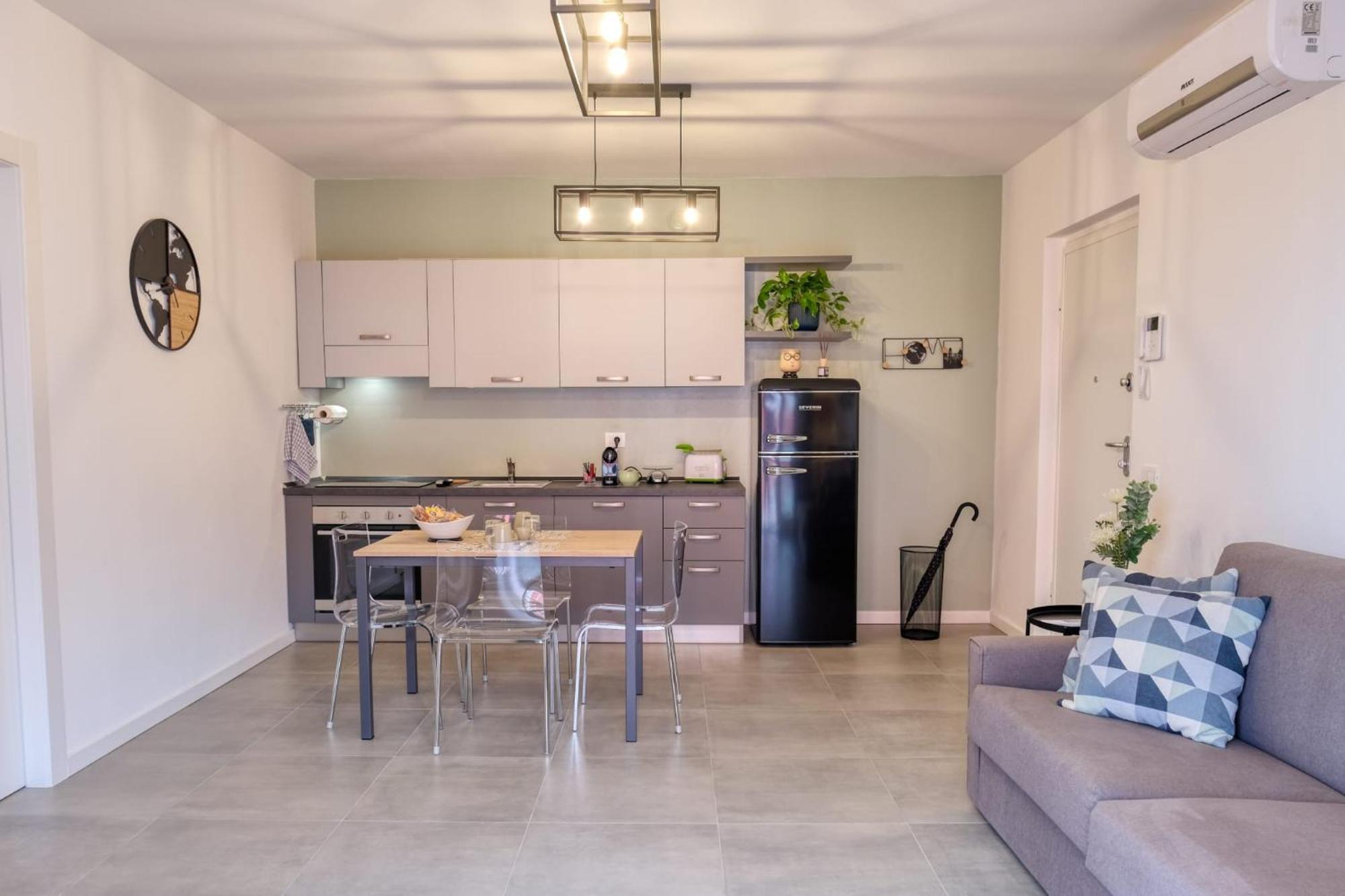 Appartamento Al 45 B.Go Roma -Vr- Con Garage Verona Exterior foto